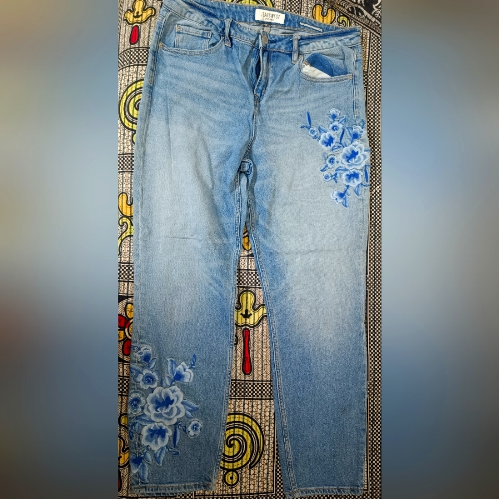 Jeans